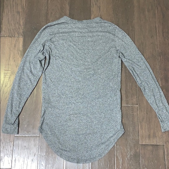 H&M Long sleeve - Picture 2 of 2
